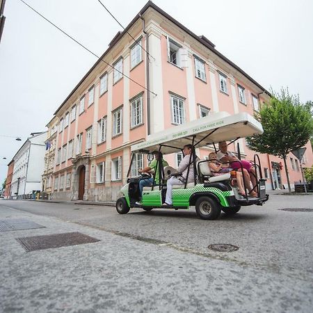 Feel Ljubljana Centre Apartman Kültér fotó