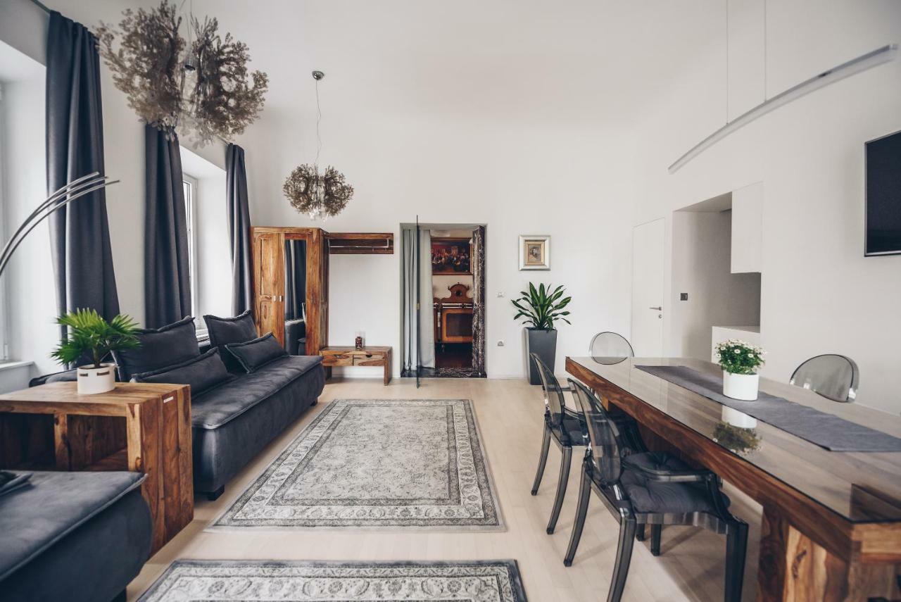 Feel Ljubljana Centre Apartman Kültér fotó